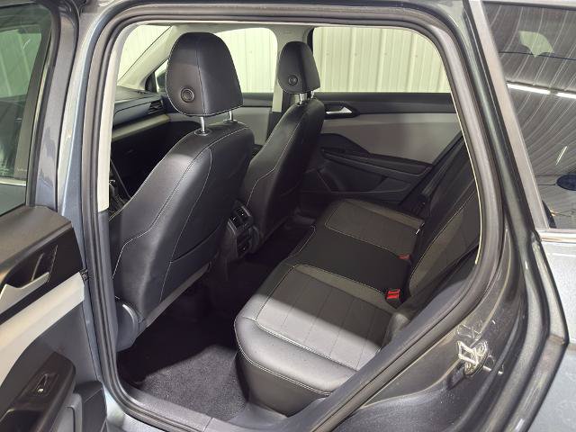 Used 2022 Volkswagen Taos SE AWD/4WD image 9