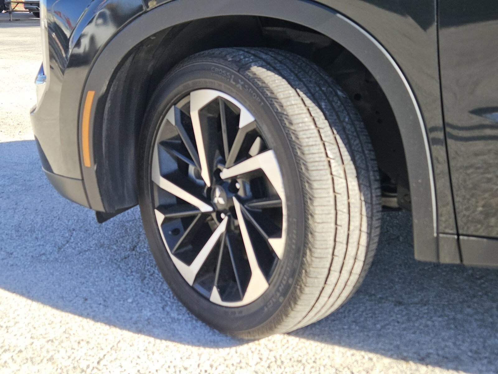 Used 2024 Mitsubishi Outlander SE image 31