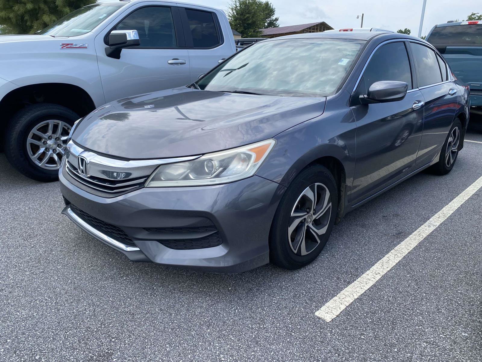 Used 2017 Honda Accord LX image 3