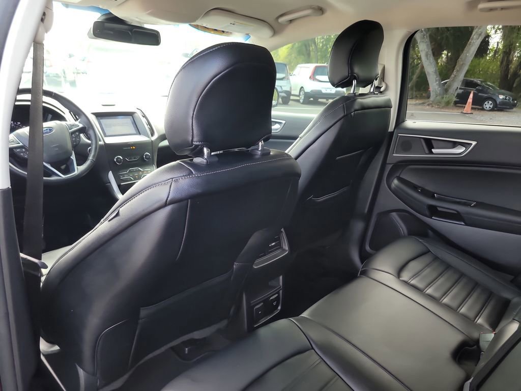 Certified 2019 Ford Edge SEL w/ Equipment Group 201A image 11