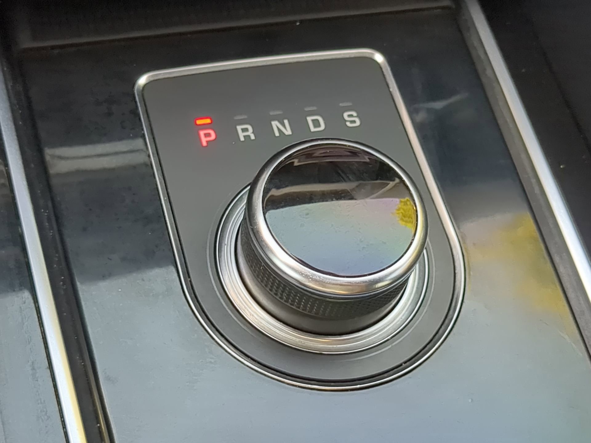 Used 2019 Jaguar F-PACE S image 55