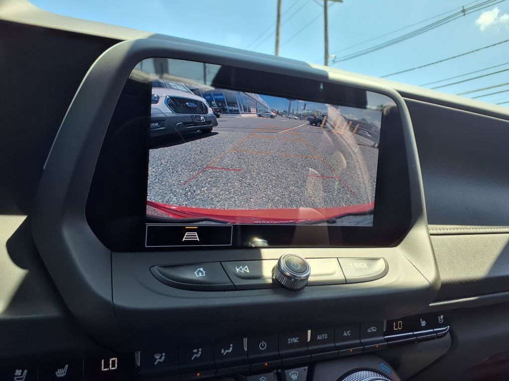 Used 2021 Chevrolet Camaro LT RWD image 16