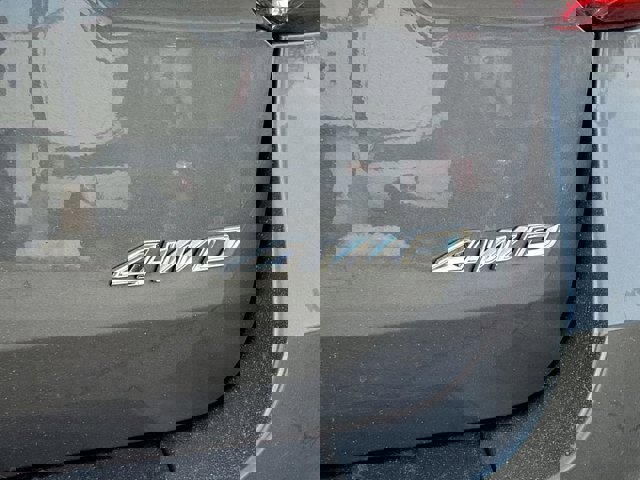 Certified 2023 Ford Explorer XLT w/ Equipment Group 202A image 23