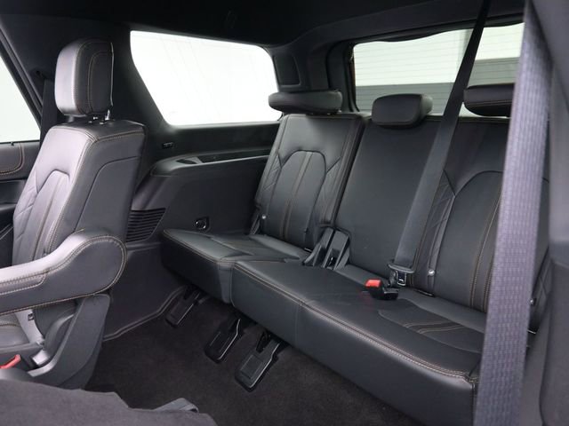 Certified 2023 Ford Expedition Platinum image 26
