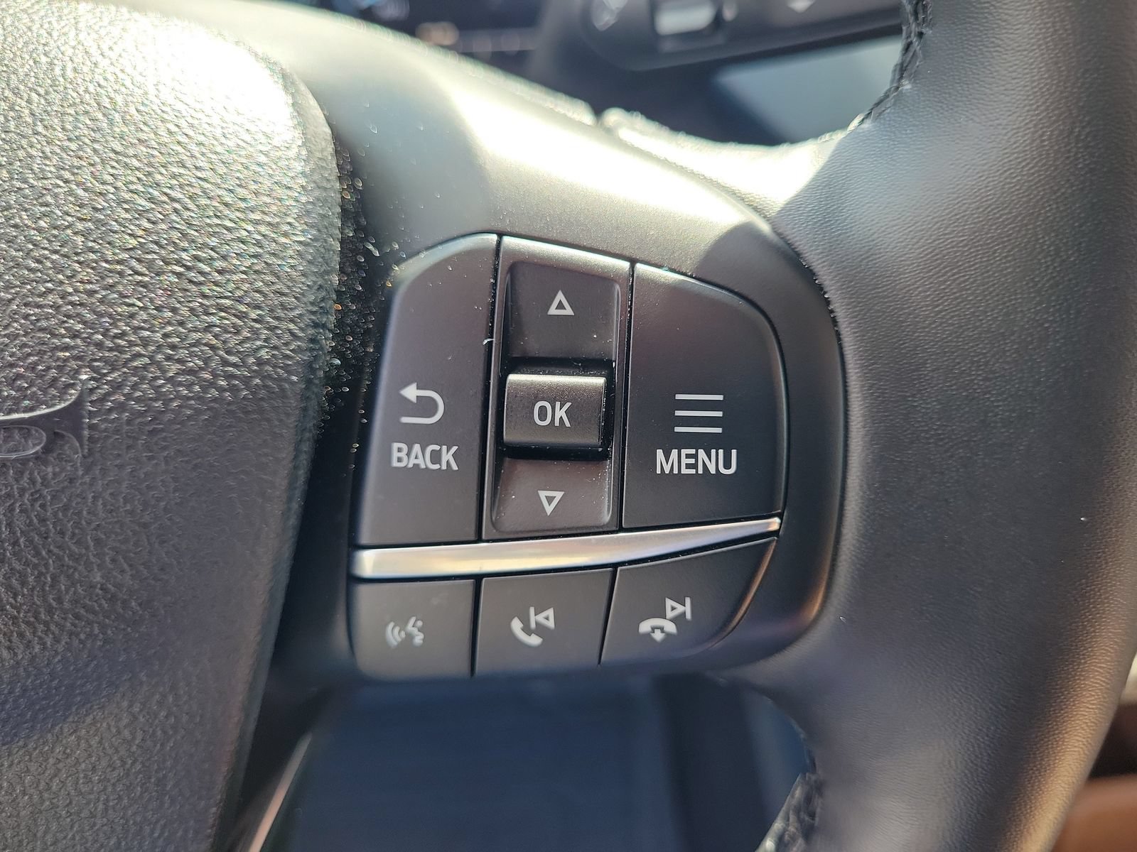 Certified 2024 Ford Maverick Lariat w/ 4K Tow Package AWD/4WD image 19