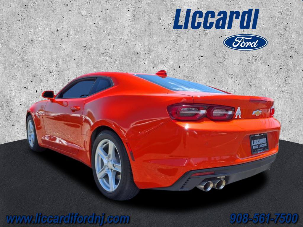 Used 2021 Chevrolet Camaro LT RWD image 4