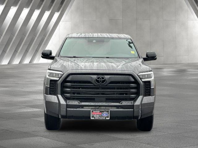 Used 2025 Toyota Tundra Limited AWD/4WD image 8