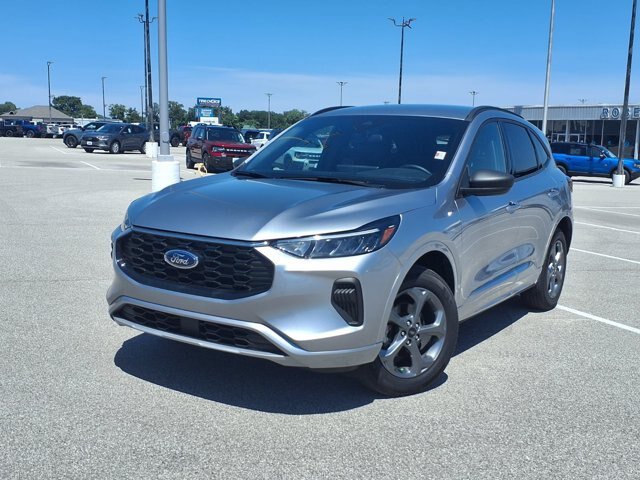 Certified 2024 Ford Escape ST-Line w/ Tech Pack #1 AWD/4WD image 1