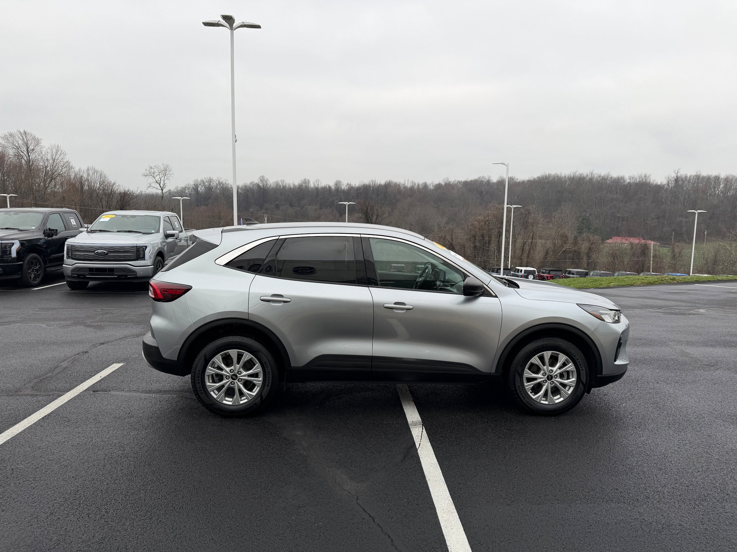 Certified 2023 Ford Escape Active AWD/4WD image 4