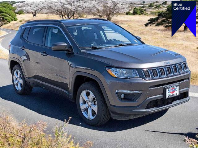 Used 2018 Jeep Compass Latitude w/ Popular Equipment Group AWD/4WD image 1