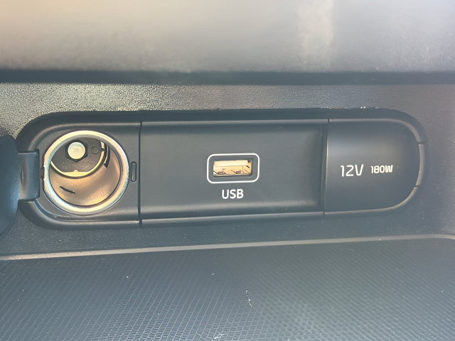 Used 2023 Kia Forte LXS FWD image 4
