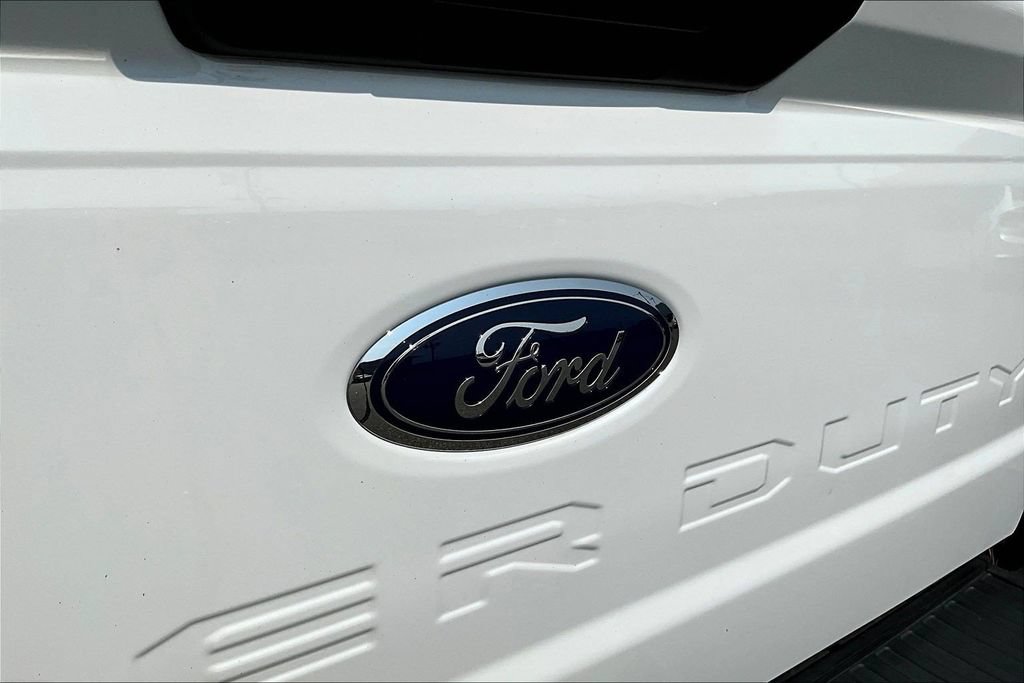 Certified 2025 Ford F250 XLT AWD/4WD image 27