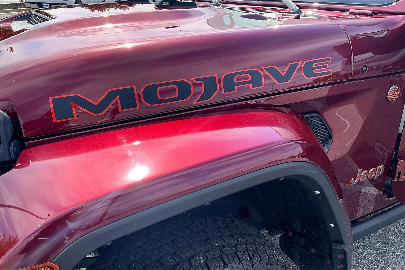 Used 2022 Jeep Gladiator Mojave w/ LED Lighting Group AWD/4WD image 25