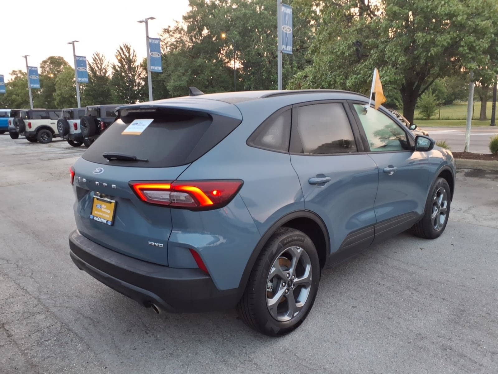 Certified 2025 Ford Escape ST-Line Select AWD/4WD image 3