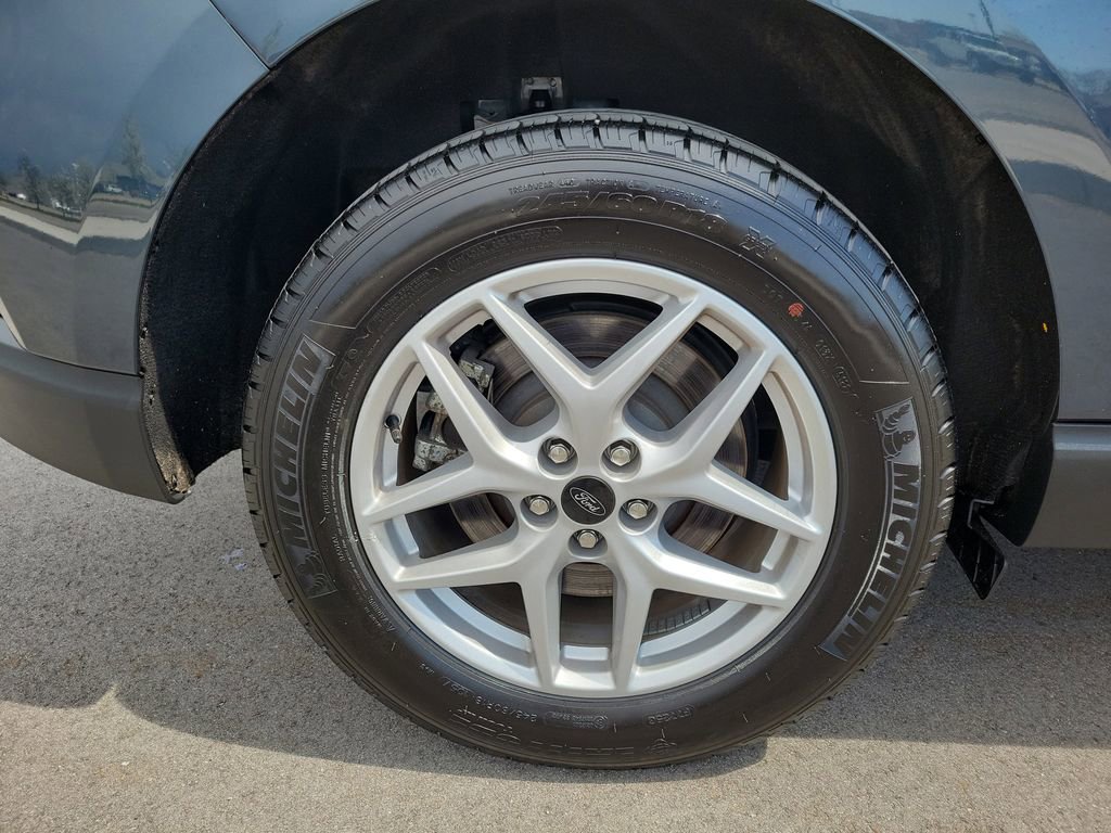 Certified 2023 Ford Edge SEL AWD/4WD image 5