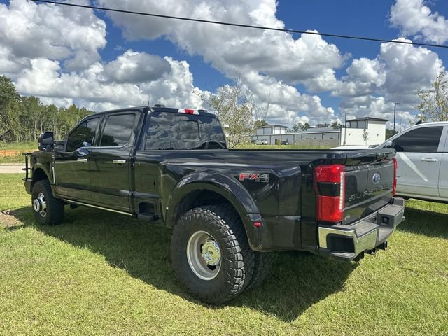 Certified 2026 Ford F350 Lariat w/ Lariat Ultimate Package AWD/4WD image 9