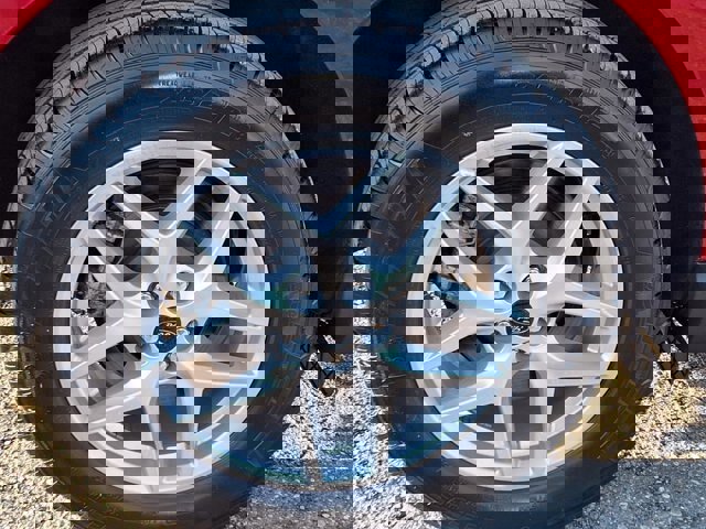 Certified 2024 Ford Edge SEL w/ Convenience Package image 28