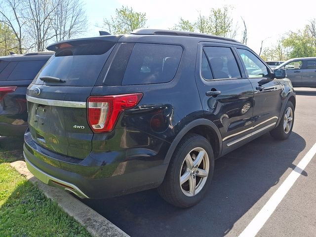 Certified 2017 Ford Explorer XLT AWD/4WD image 8