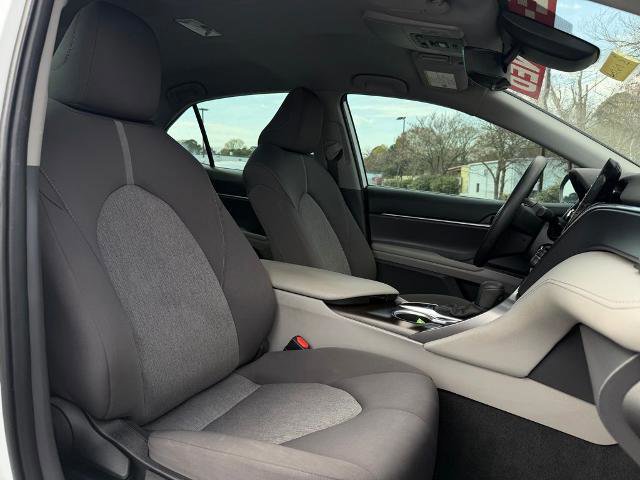 Used 2023 Toyota Camry LE image 28