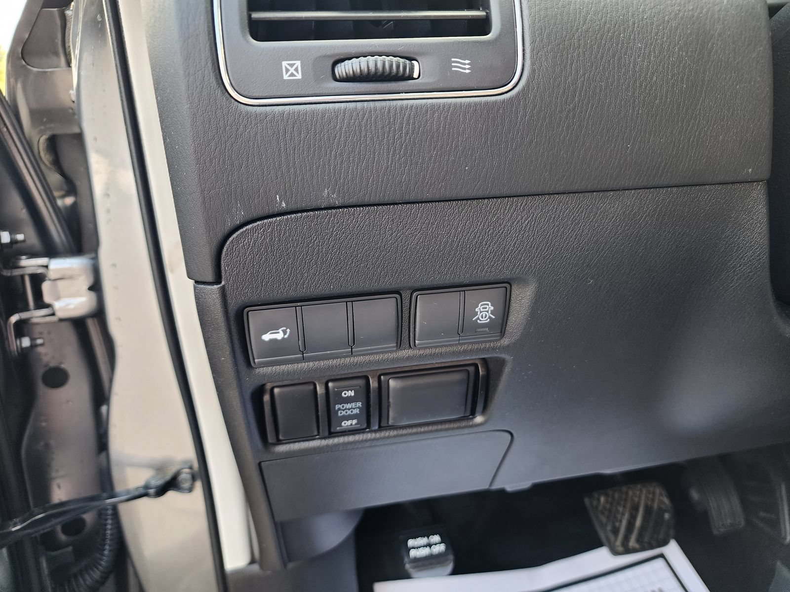 Used 2020 Nissan Armada SV w/ Driver Package AWD/4WD image 47