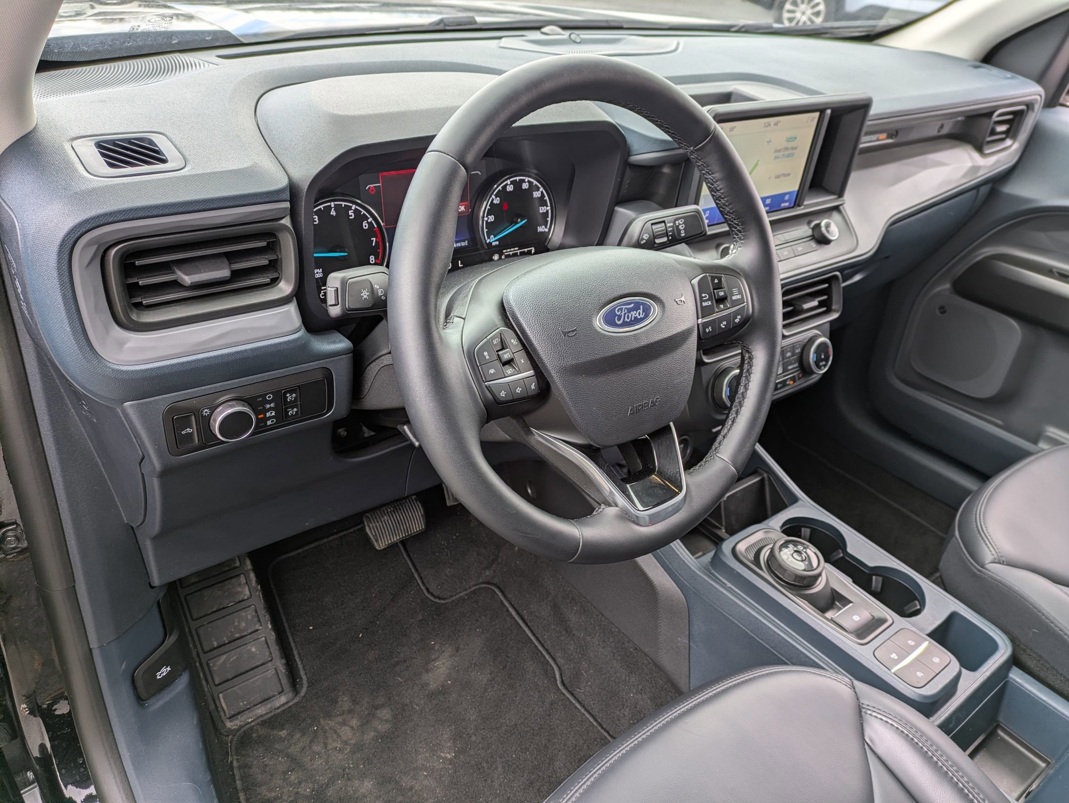 Certified 2024 Ford Maverick Lariat w/ Black Appearance Package AWD/4WD image 8