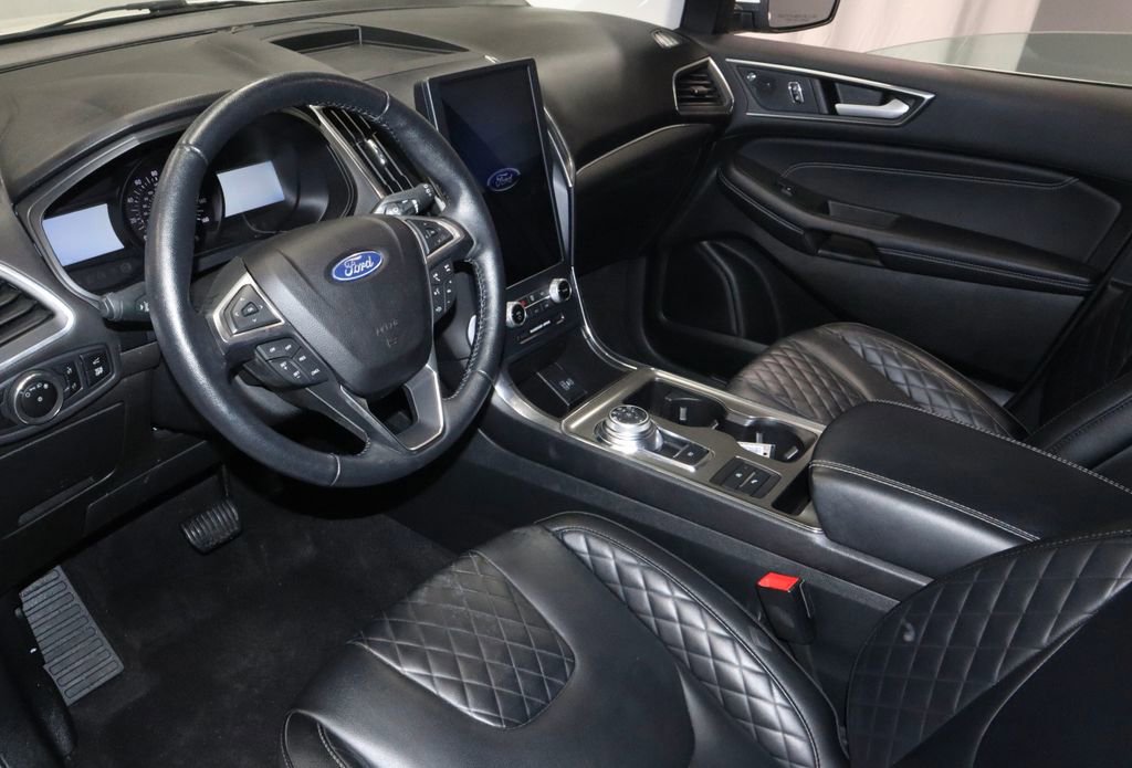 Certified 2023 Ford Edge Titanium AWD/4WD image 26