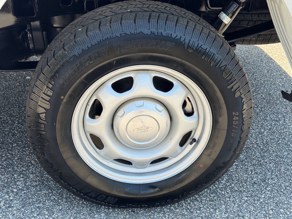 Certified 2022 Ford F150 XL w/ Equipment Group 101A High RWD image 17