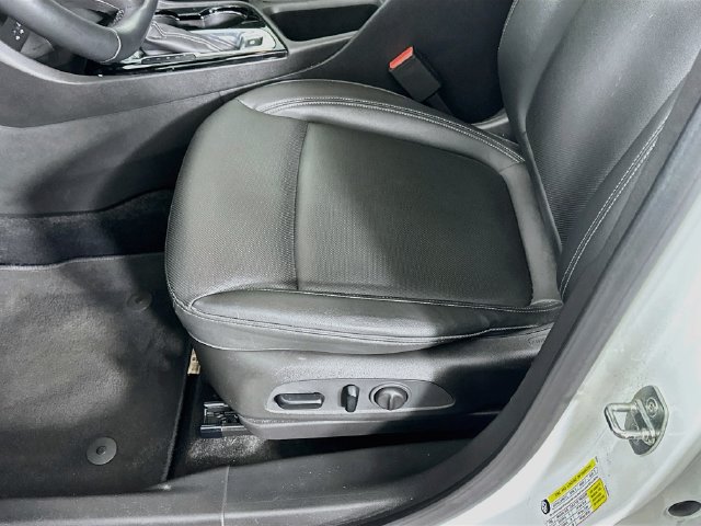 Used 2024 Buick Encore GX Sport Touring w/ Comfort Package FWD image 25