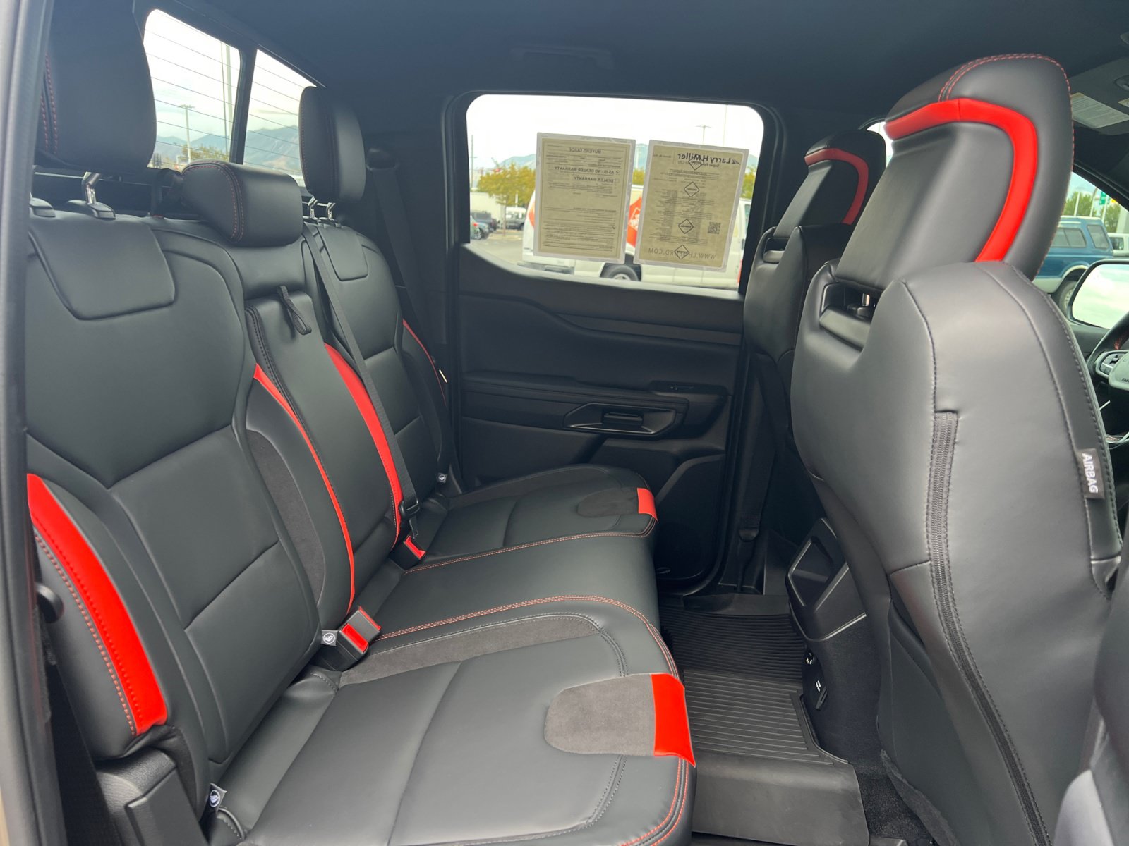 Certified 2025 Ford Ranger Raptor AWD/4WD image 28