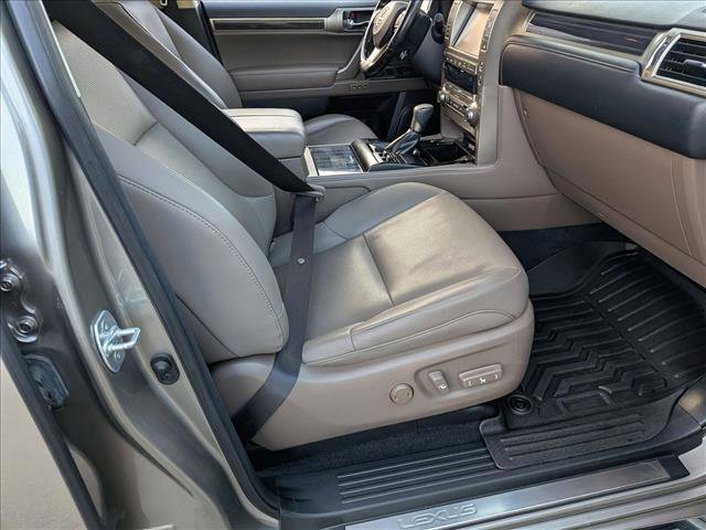 Used 2020 Lexus GX 460 Premium image 24