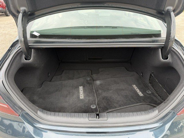 Used 2025 Genesis G70 2.5T AWD/4WD image 29