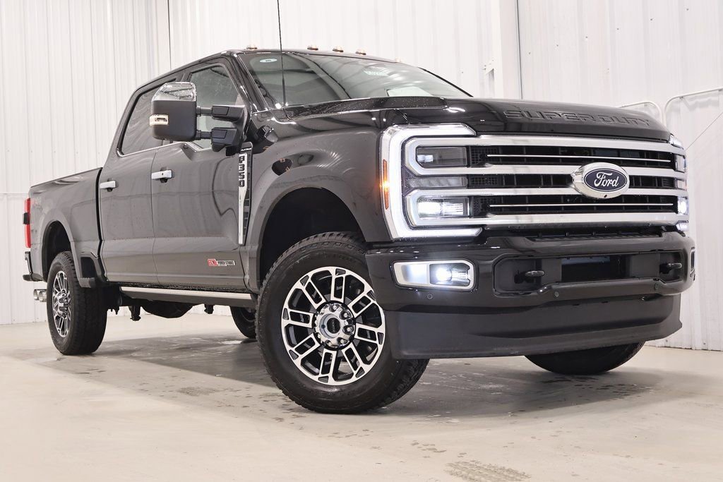 Certified 2026 Ford F350 Platinum w/ Platinum Plus Package image 11