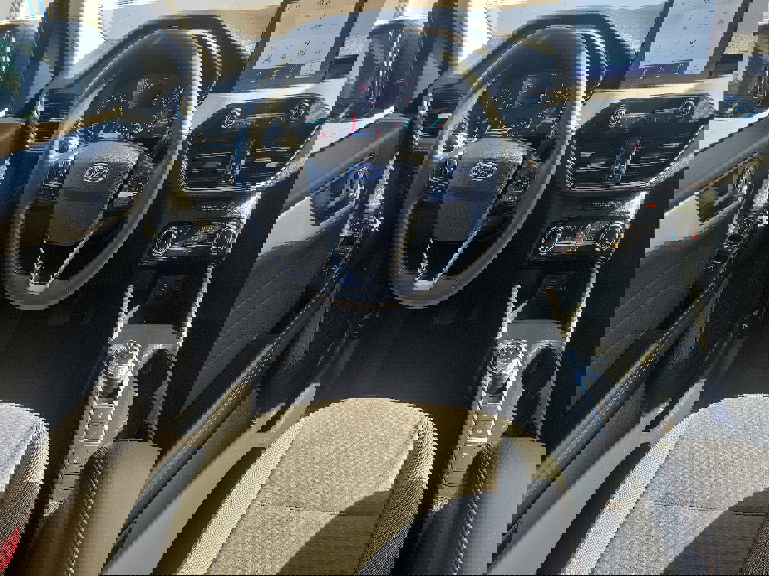 Certified 2022 Ford Escape SE w/ Convenience Package image 15