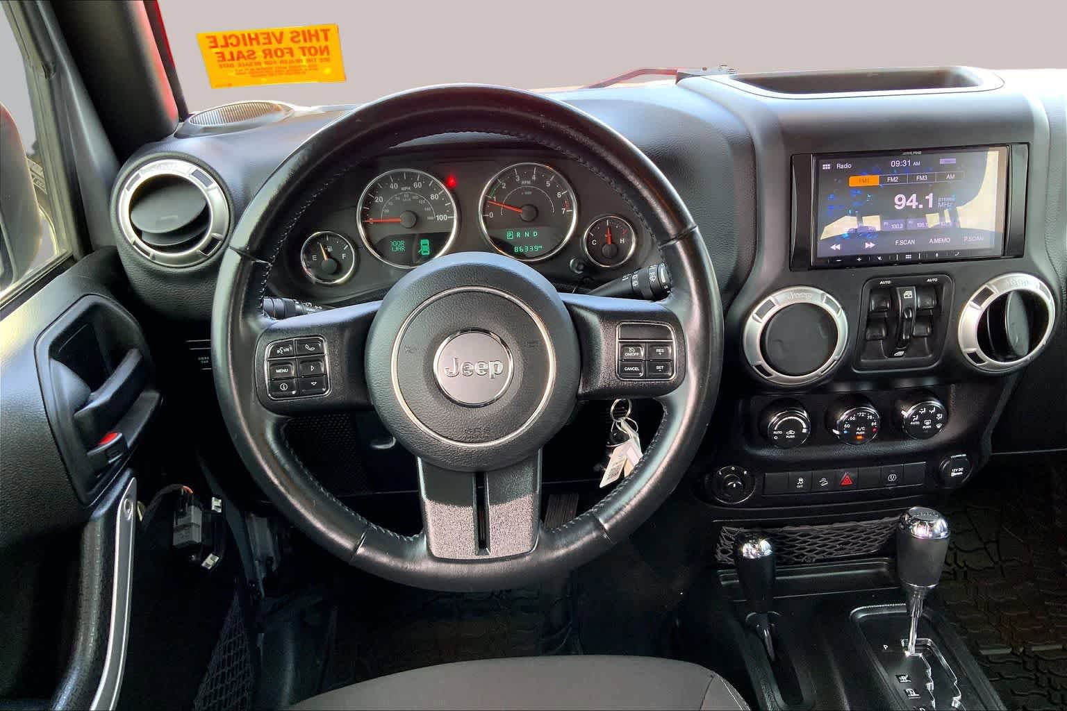 Used 2018 Jeep Wrangler Unlimited Rubicon w/ Connectivity Group AWD/4WD image 6