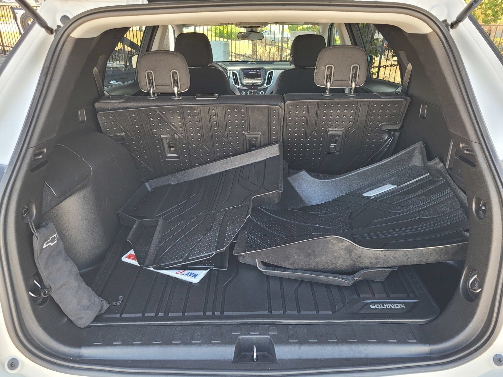 Used 2020 Chevrolet Equinox LT w/ LPO, Floor Liner Package AWD/4WD image 29