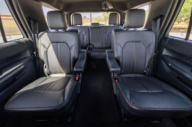 Certified 2024 Ford Expedition Platinum RWD image 20