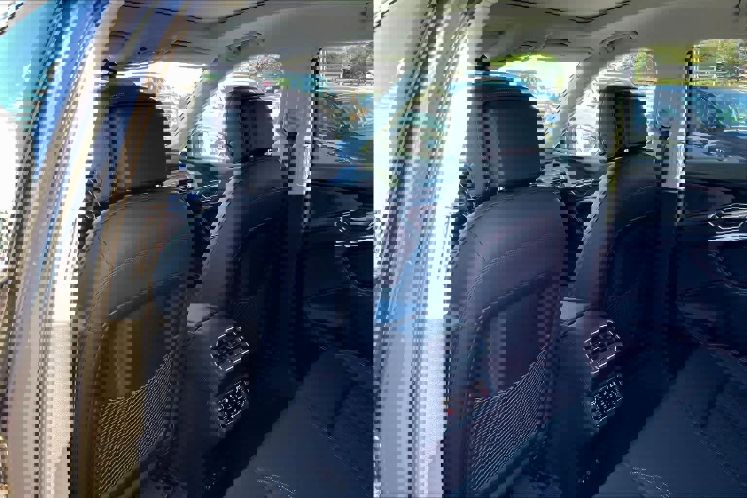 Used 2024 Audi Q8 e-tron Premium Plus w/ Premium Plus Package image 14