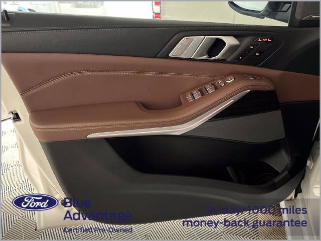 Used 2019 BMW X7 xDrive40i w/ Premium Package AWD/4WD image 14