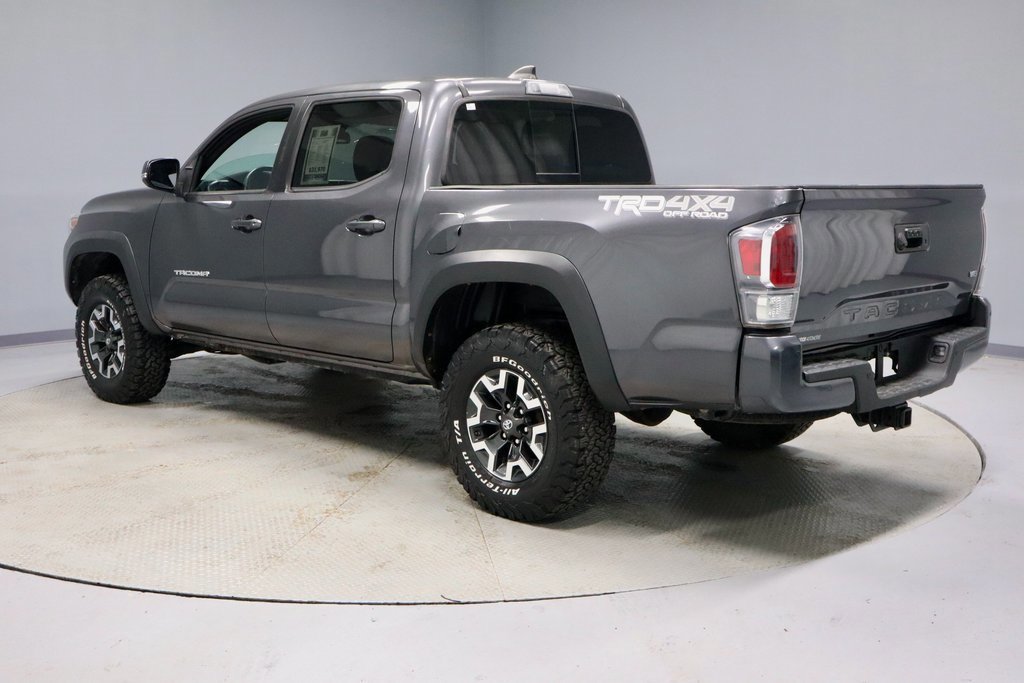 Used 2020 Toyota Tacoma TRD Off-Road image 3