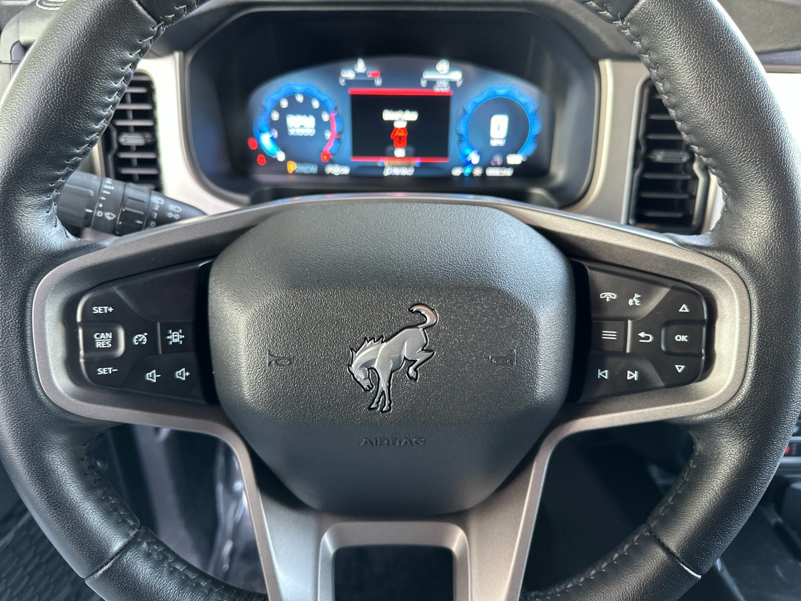 Certified 2025 Ford Bronco Outer Banks image 24