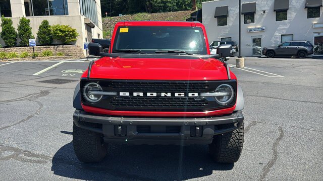 Certified 2023 Ford Bronco Wildtrak AWD/4WD image 2