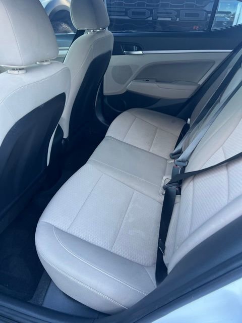 Used 2020 Hyundai Elantra SEL FWD image 9