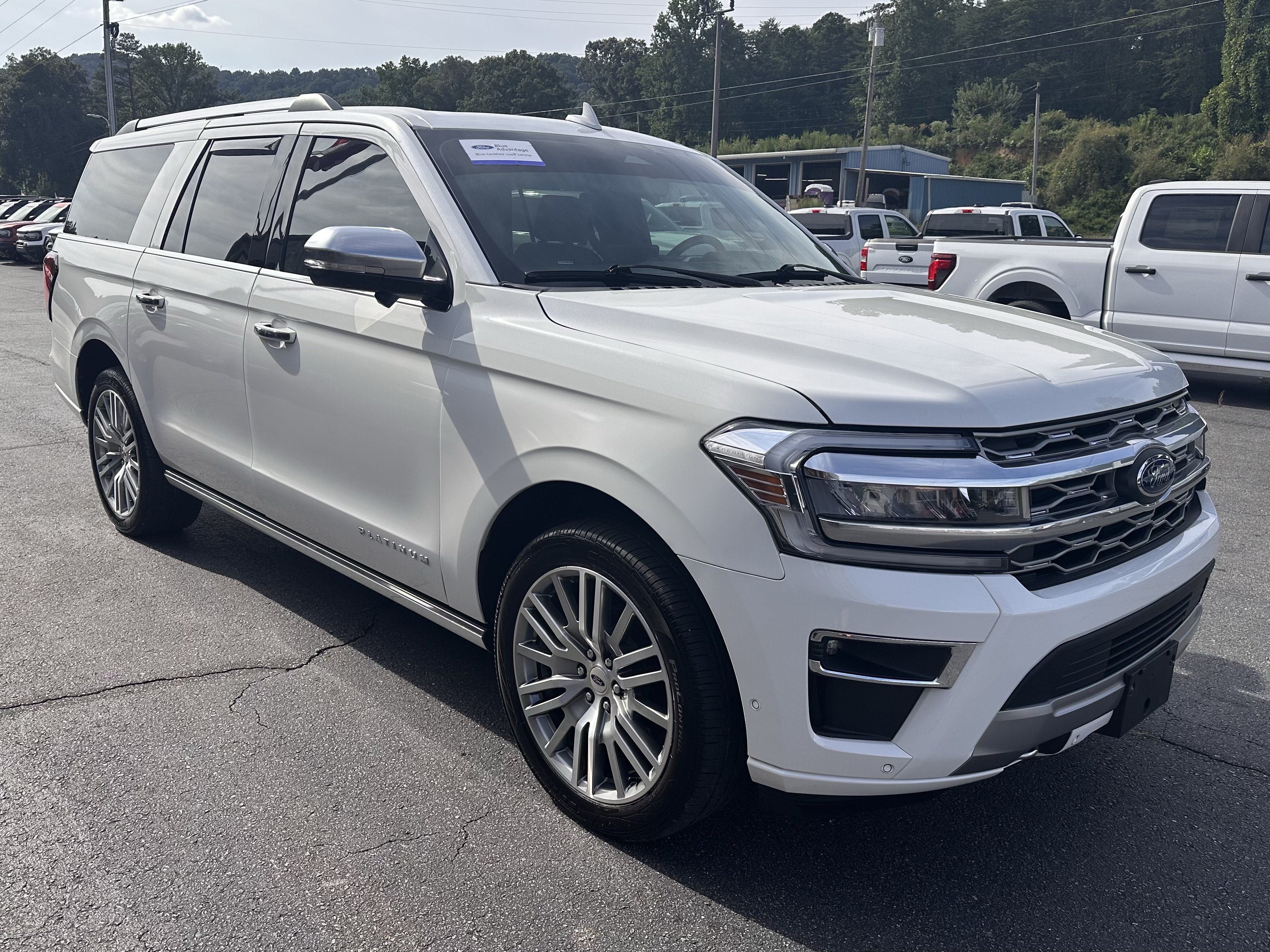 Certified 2024 Ford Expedition Max Platinum AWD/4WD image 4