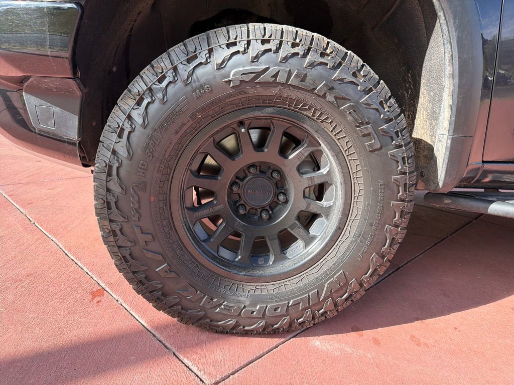 Used 2022 Chevrolet Silverado 1500 ZR2 w/ Technology Package image 36