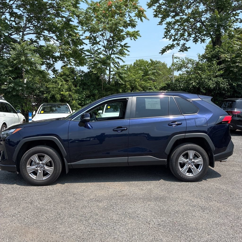 Used 2023 Toyota RAV4 XLE w/ XLE Grade Weather Package AWD/4WD image 8