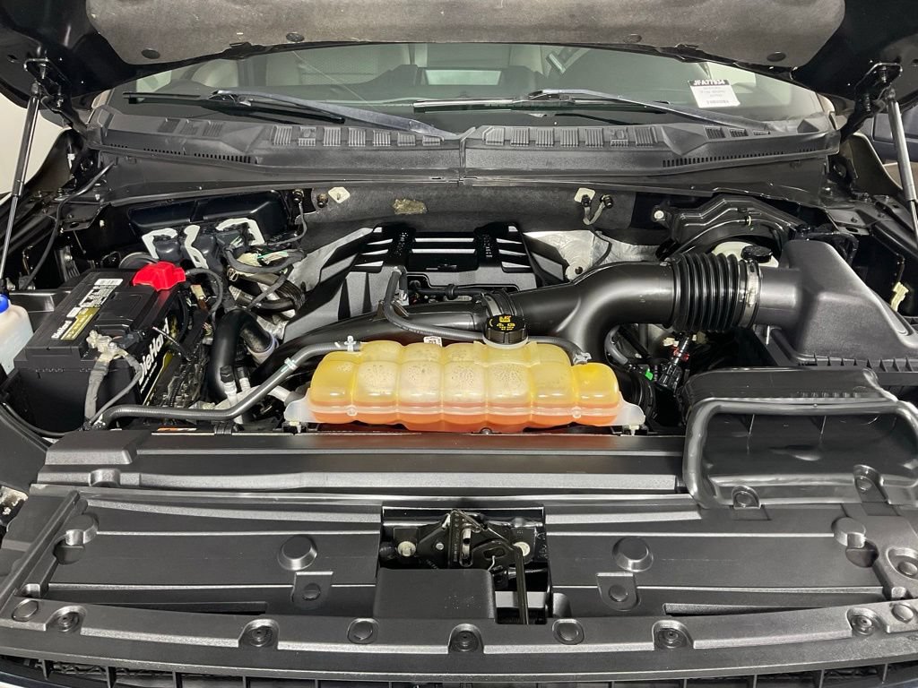 Certified 2018 Ford F150 XLT AWD/4WD image 9