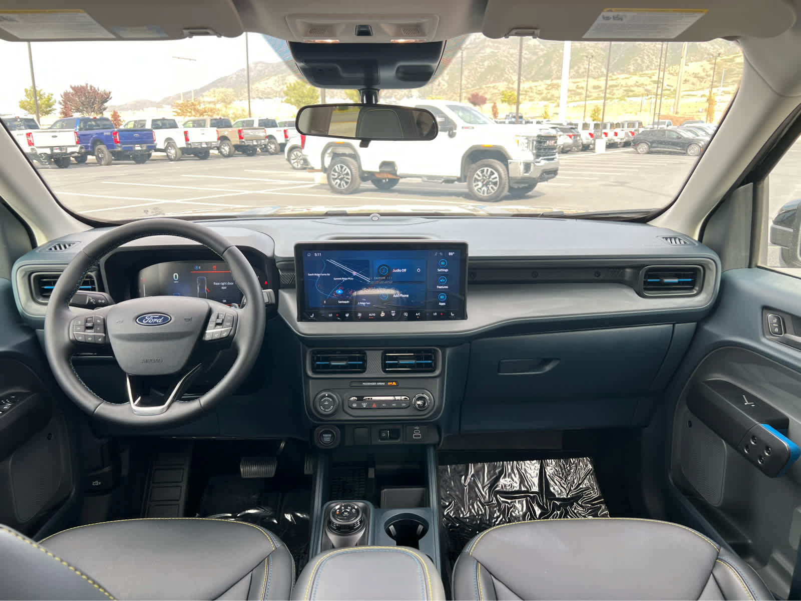 Certified 2025 Ford Maverick Lobo AWD/4WD image 29