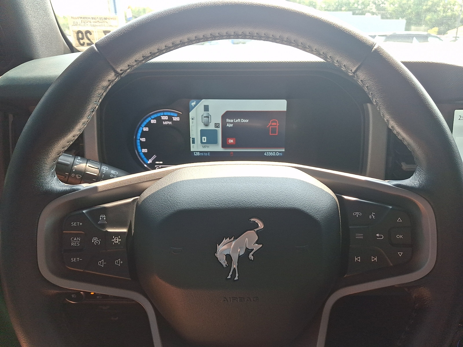 Certified 2024 Ford Bronco Outer Banks w/ Sasquatch Package AWD/4WD image 19