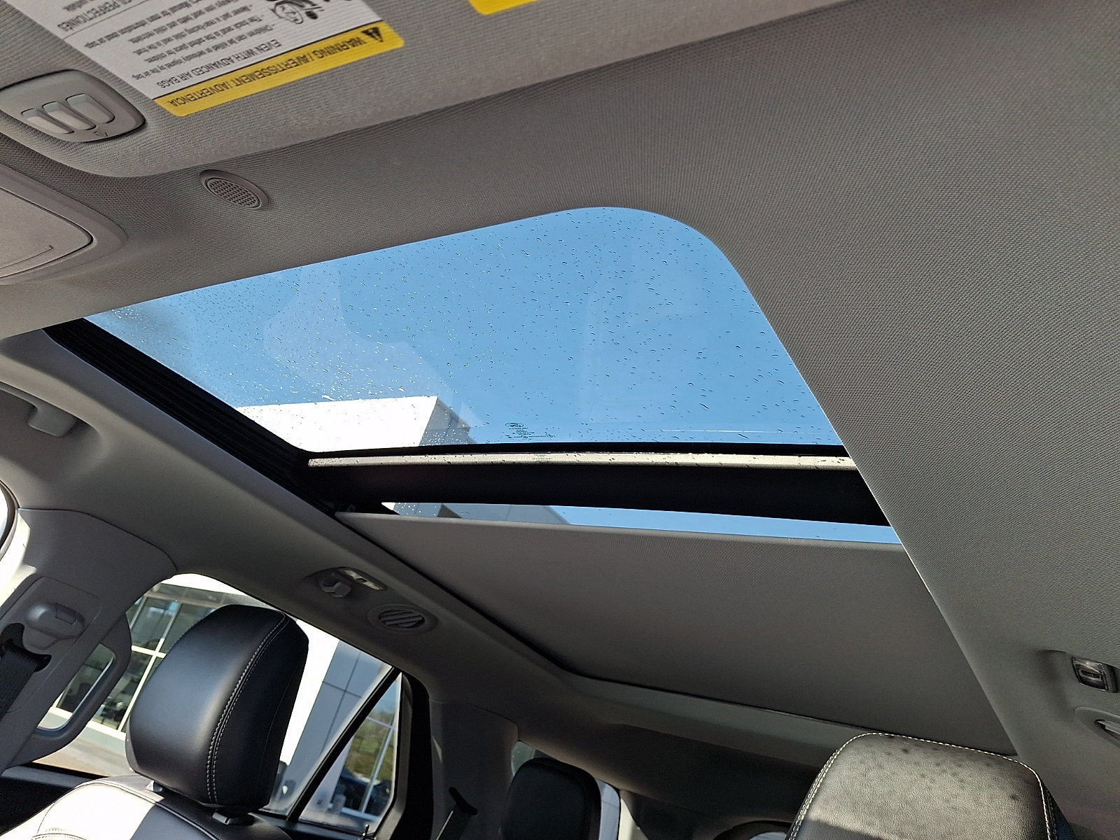 Certified 2023 Ford Explorer XLT w/ Equipment Group 202A AWD/4WD image 14