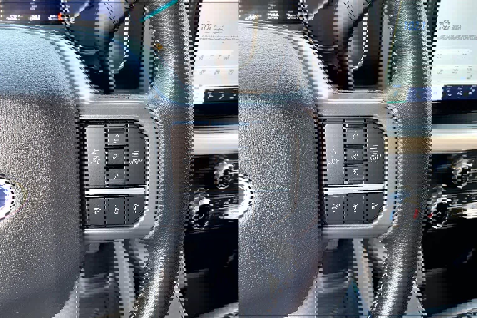 Certified 2022 Ford F150 XLT w/ Equipment Group 302A High image 21